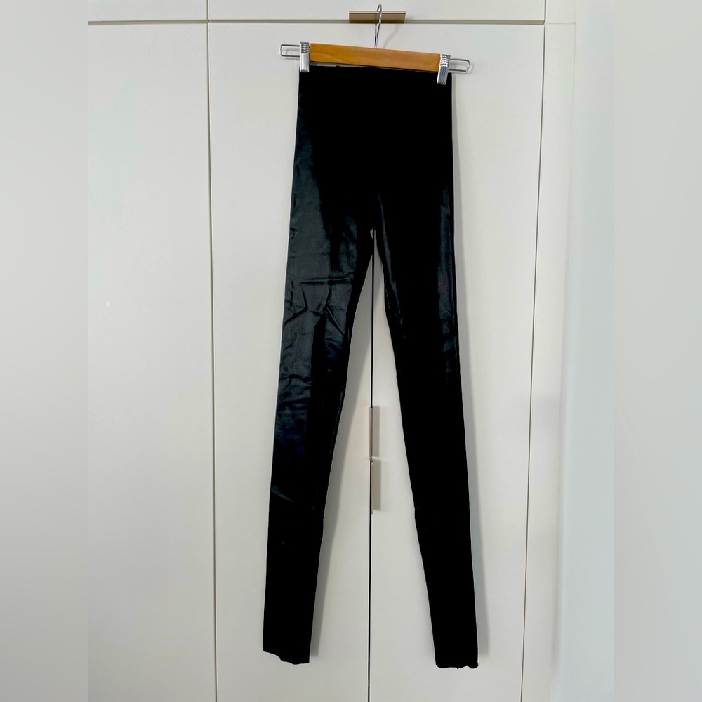 Skims leather leggings in Onyx colour, size XXS